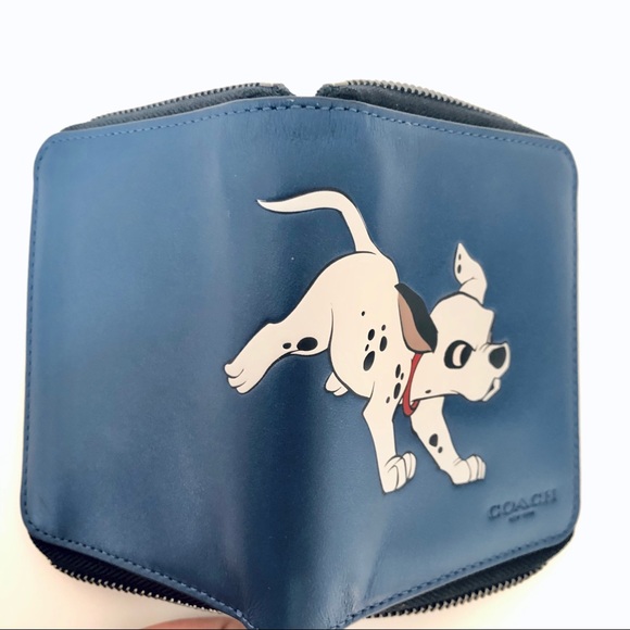 Disney X Coach Medium Zip Around Wallet Dalmatian - Picture 3 of 6